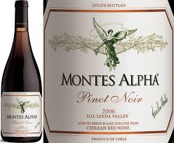 MONTES ALPHA Pinot Noir